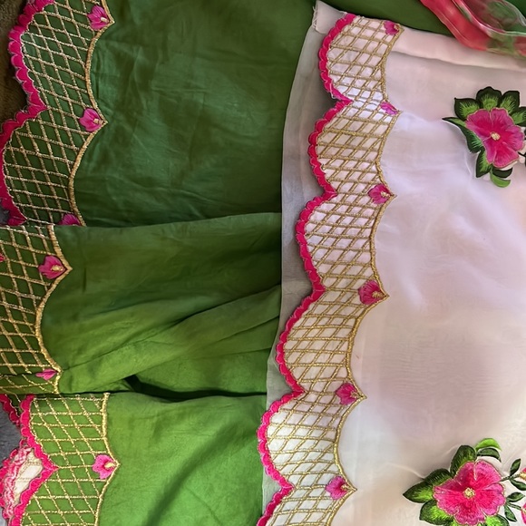 Punjabi Shraara suit with dupatta. Good to wear at parties. - Picture 3 of 3